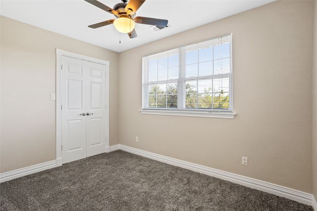 2473 Vz County Road 2621, Wills Point, TX 75169