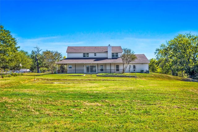2473 Vz County Road 2621, Wills Point, TX 75169