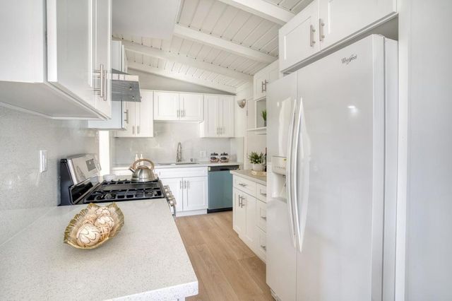 128 Grace Avenue, East Palo Alto, CA 94303