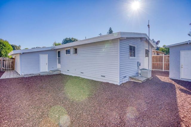 128 Grace Avenue, East Palo Alto, CA 94303