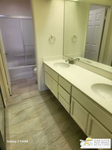 401 S El Cielo Road 93, Palm Springs, CA 92262