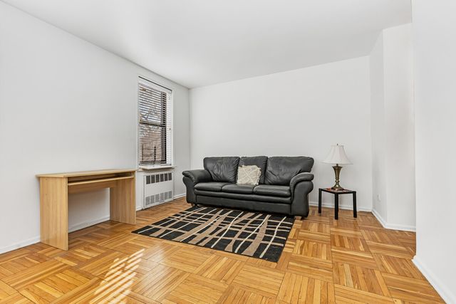 10025 Queens Blvd Apt 2B, New York City, NY 11375