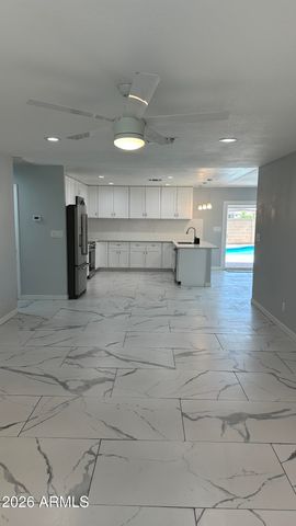 11250 N 33RD Avenue, Phoenix, AZ 85029