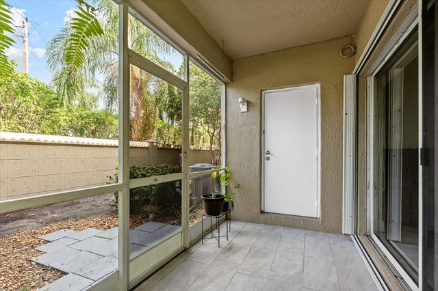 238 SW 122nd Terrace, Pembroke Pines, FL 33025