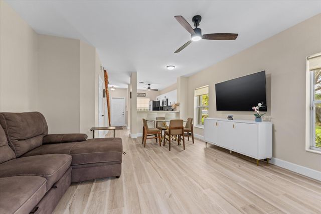 238 SW 122nd Terrace, Pembroke Pines, FL 33025