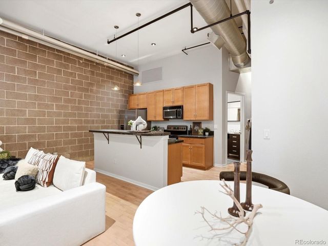 2142 Curtis Street 102, Denver, CO 80205