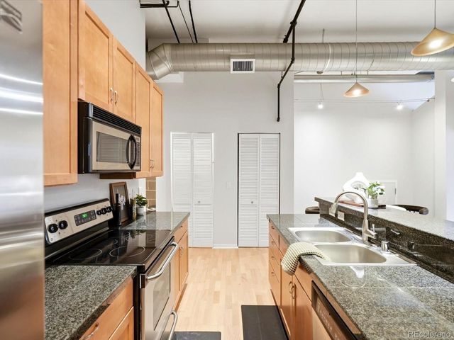 2142 Curtis Street 102, Denver, CO 80205