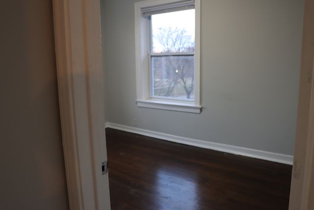 6505 N Bell Avenue, Chicago, IL 60645