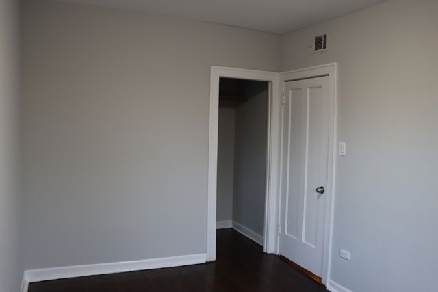 6505 N Bell Avenue, Chicago, IL 60645