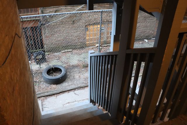 6505 N Bell Avenue, Chicago, IL 60645