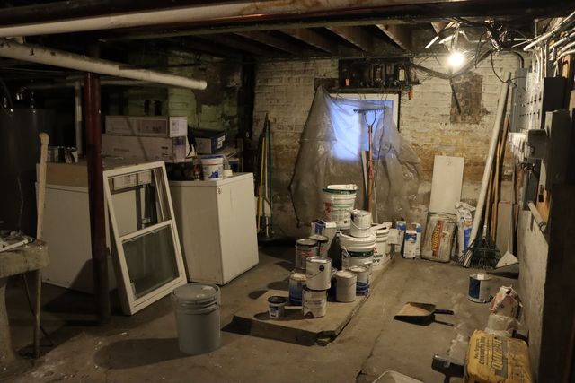 6505 N Bell Avenue, Chicago, IL 60645