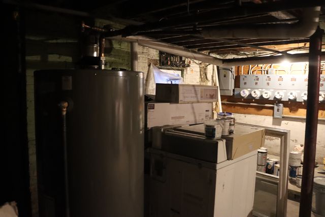 6505 N Bell Avenue, Chicago, IL 60645