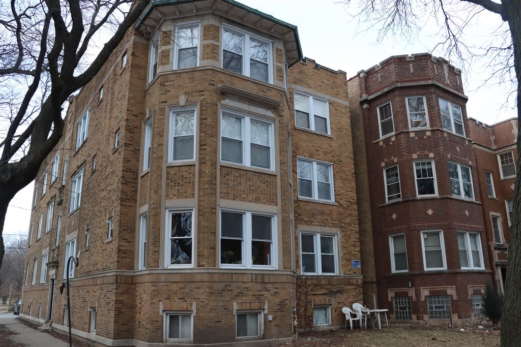 6505 N Bell Avenue, Chicago, IL 60645