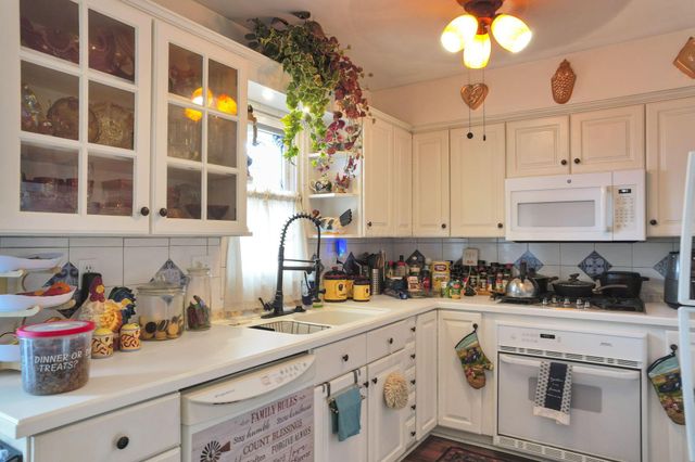 583 Simbury Street, Columbus, OH 43228