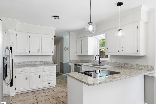 302 Pine Wood Drive, Greenville, SC 29607