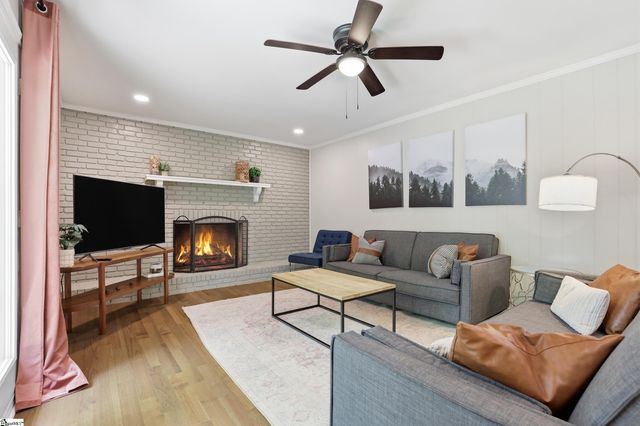 302 Pine Wood Drive, Greenville, SC 29607