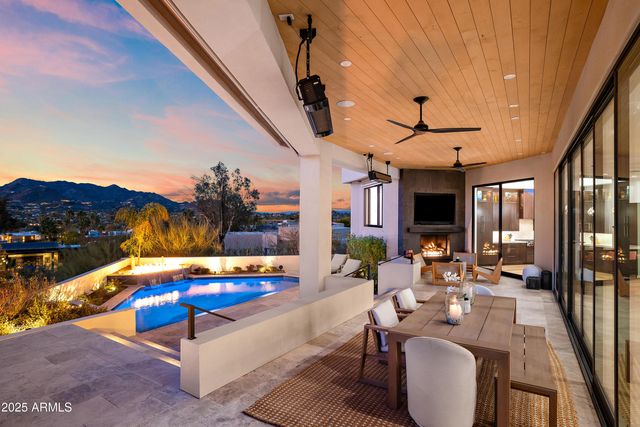 5724 N ECHO CANYON Drive, Phoenix, AZ 85018