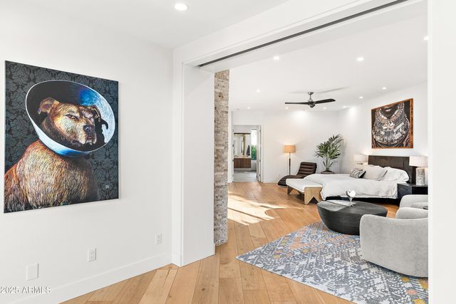 5724 N ECHO CANYON Drive, Phoenix, AZ 85018