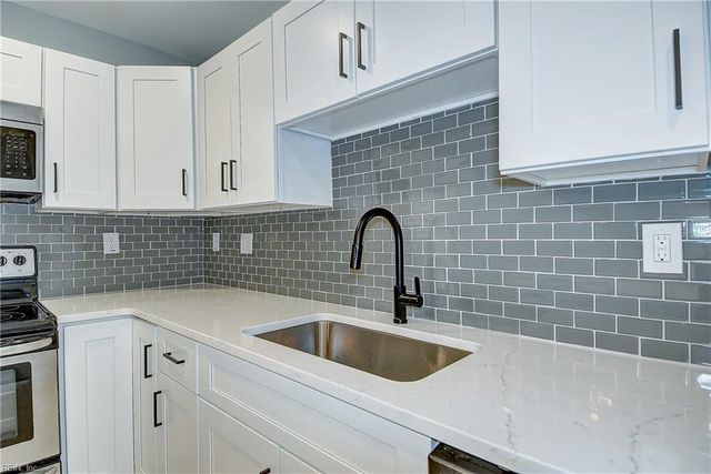 8320 Jolima AVE, Norfolk, VA 23518