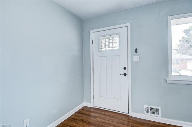 8320 Jolima AVE, Norfolk, VA 23518