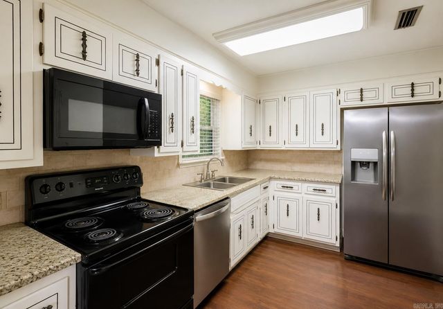 624 Woodland Drive, Benton, AR 72019