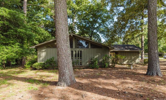 624 Woodland Drive, Benton, AR 72019