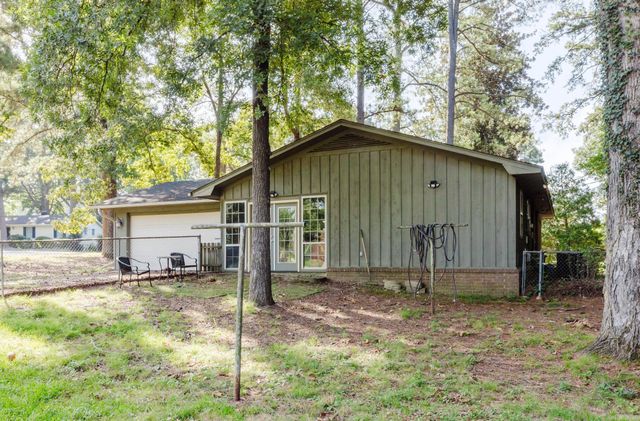 624 Woodland Drive, Benton, AR 72019
