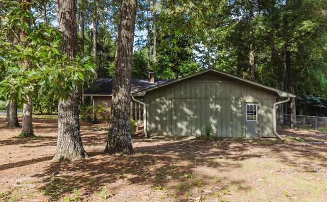 624 Woodland Drive, Benton, AR 72019