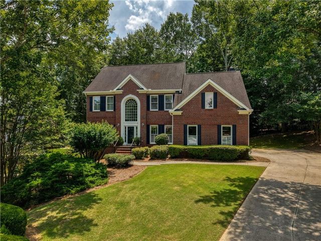 755 Creek Wind Court, Johns Creek, GA 30097