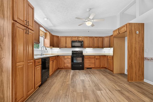 1104 Longpoint Road, Cross, SC 29436