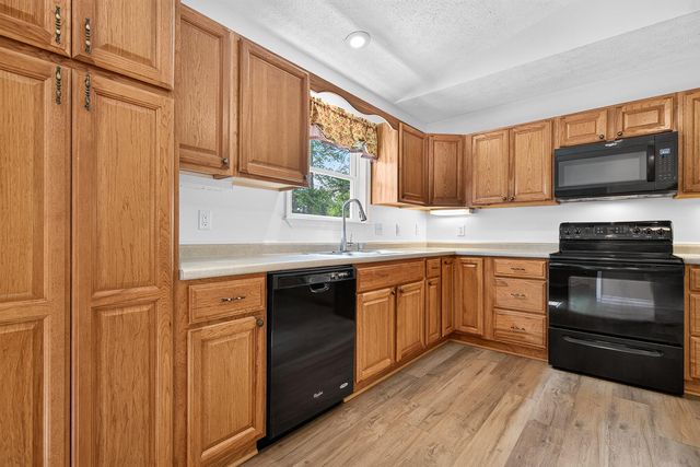 1104 Longpoint Road, Cross, SC 29436