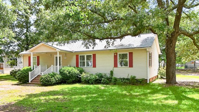 1104 Longpoint Road, Cross, SC 29436