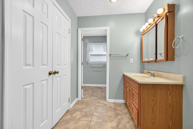 1104 Longpoint Road, Cross, SC 29436