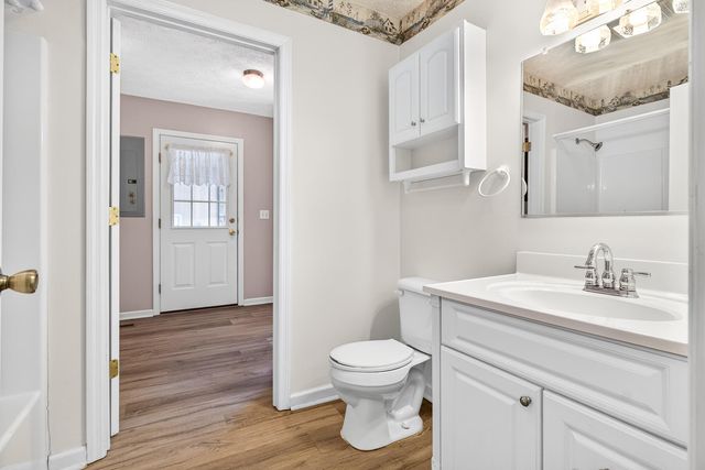1104 Longpoint Road, Cross, SC 29436