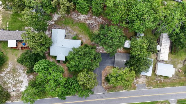 1104 Longpoint Road, Cross, SC 29436