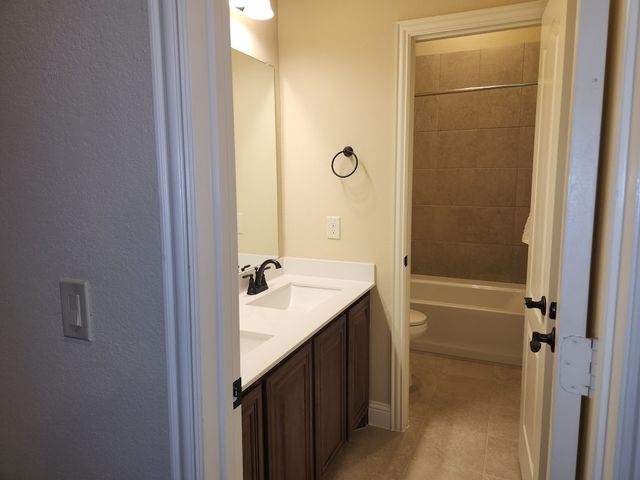 3109 Midnight Moon Drive, Mesquite, TX 75181