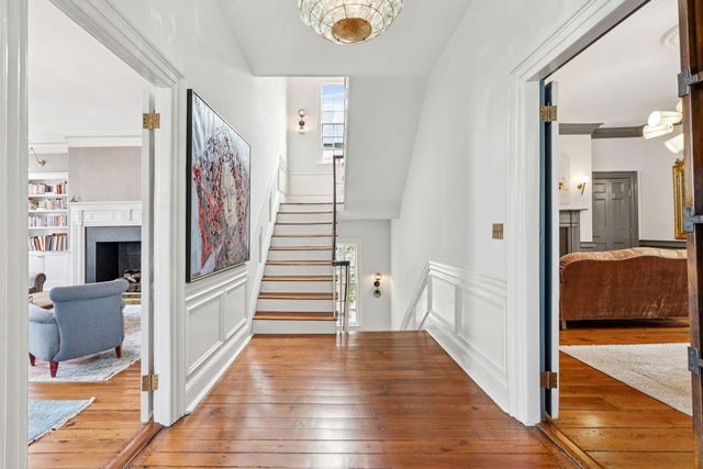 125 Tradd Street, Charleston, SC 29401