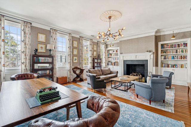 125 Tradd Street, Charleston, SC 29401