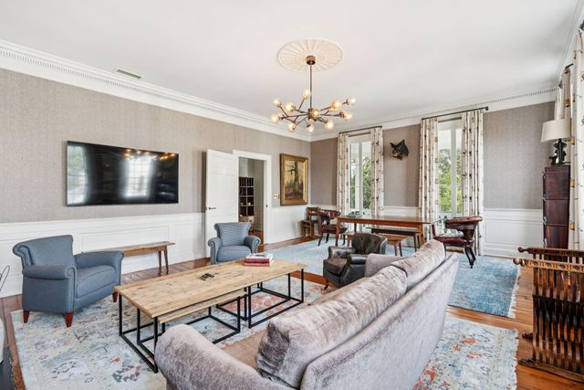 125 Tradd Street, Charleston, SC 29401