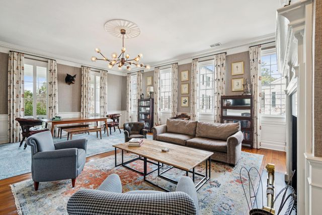 125 Tradd Street, Charleston, SC 29401