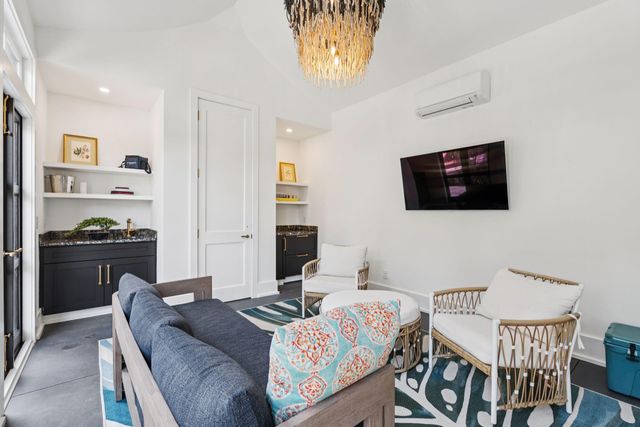 125 Tradd Street, Charleston, SC 29401