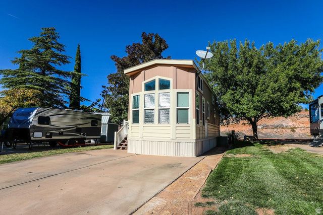 144 ASH ST, Hurricane, UT 84737