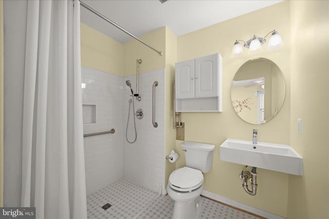 8151 HARVEST CT, Severn, MD 21144