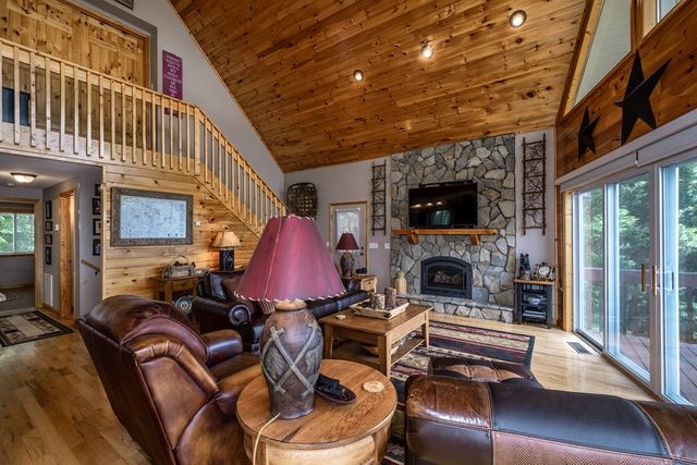 78 Hawk Nest Place, Murphy, NC 28906