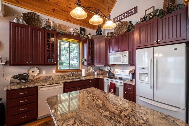 78 Hawk Nest Place, Murphy, NC 28906