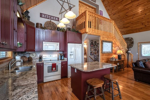 78 Hawk Nest Place, Murphy, NC 28906