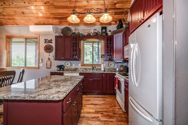 78 Hawk Nest Place, Murphy, NC 28906