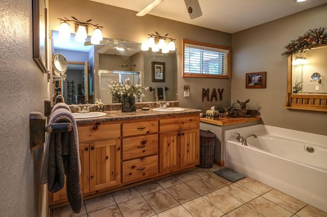 78 Hawk Nest Place, Murphy, NC 28906