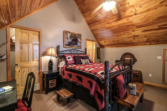 78 Hawk Nest Place, Murphy, NC 28906