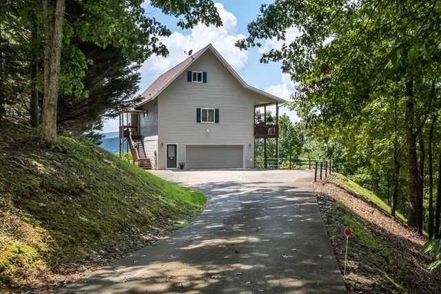 78 Hawk Nest Place, Murphy, NC 28906